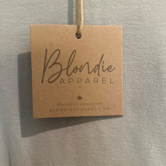 Round neck open sided ladies tee-shirt. Light Green - Picture 4 of 6